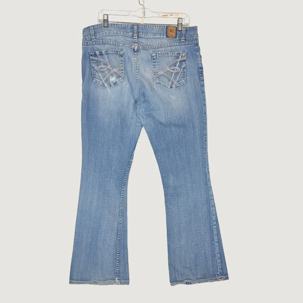 BKE Denim Women Light Wash Distressed Bootcut Jeans Embroidered Y2K Size 31 32